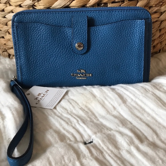NWT Coach Phone Wallet - Picture 3 of 8